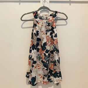 EUC Loft floral tank size Large